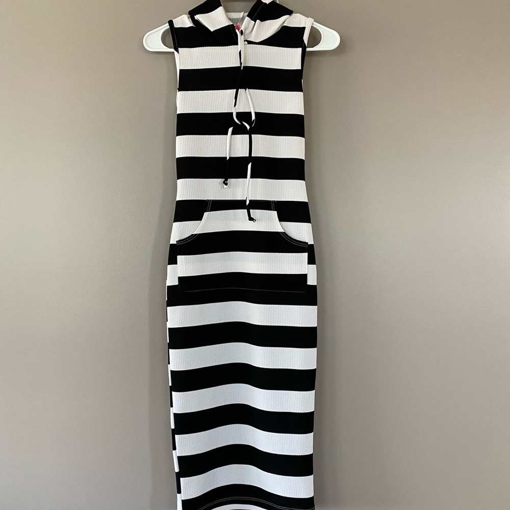 The Cutest Striped Dress EVER.